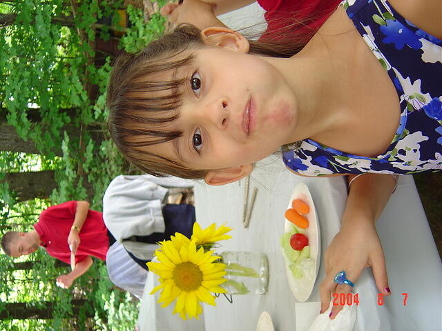Julia 001