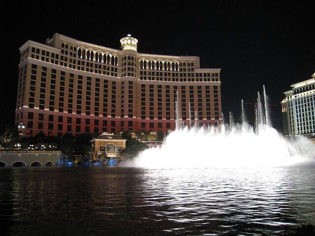 Bellagio Fountain Show VII